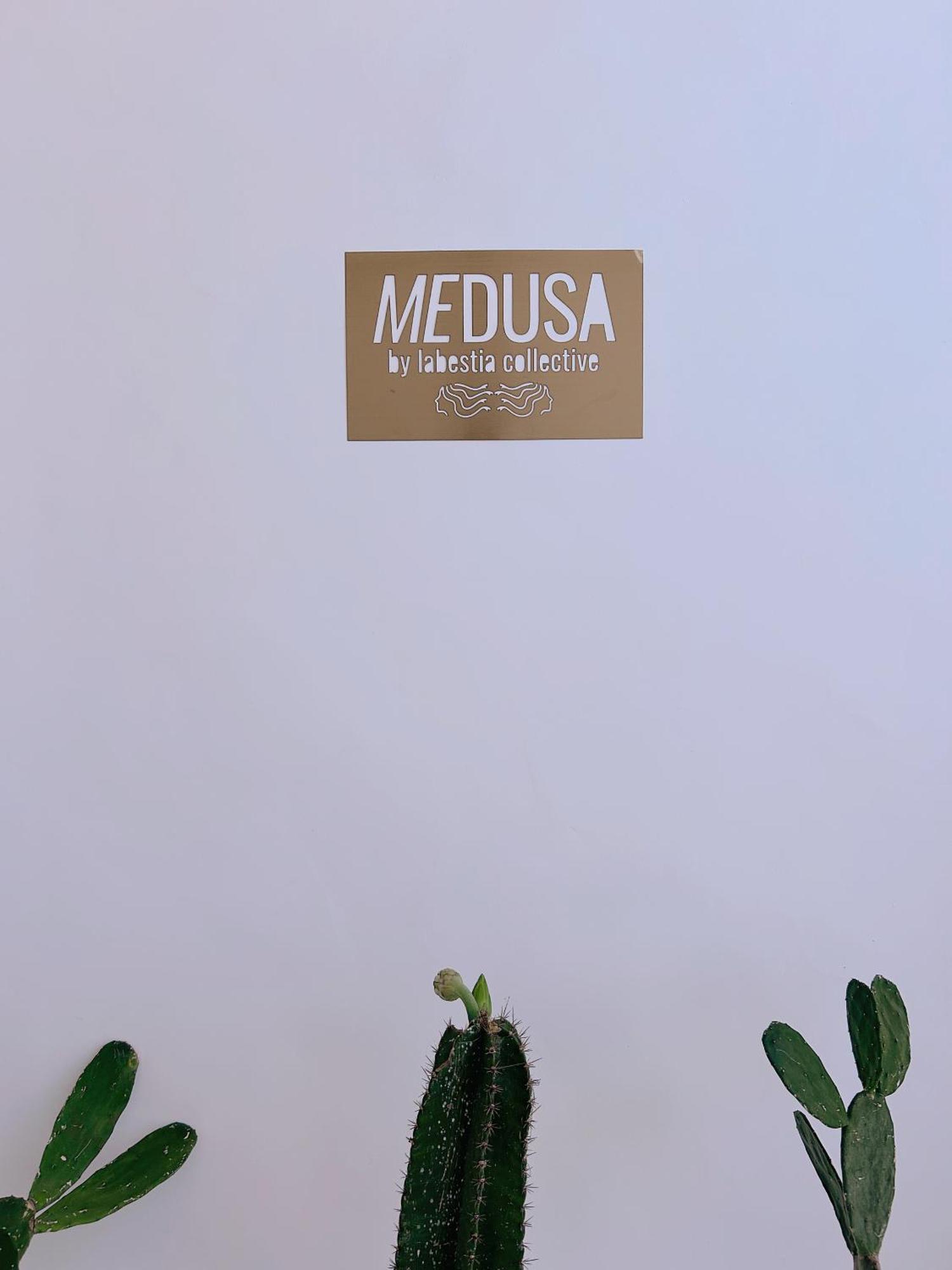Medusa Ахангама Номер фото